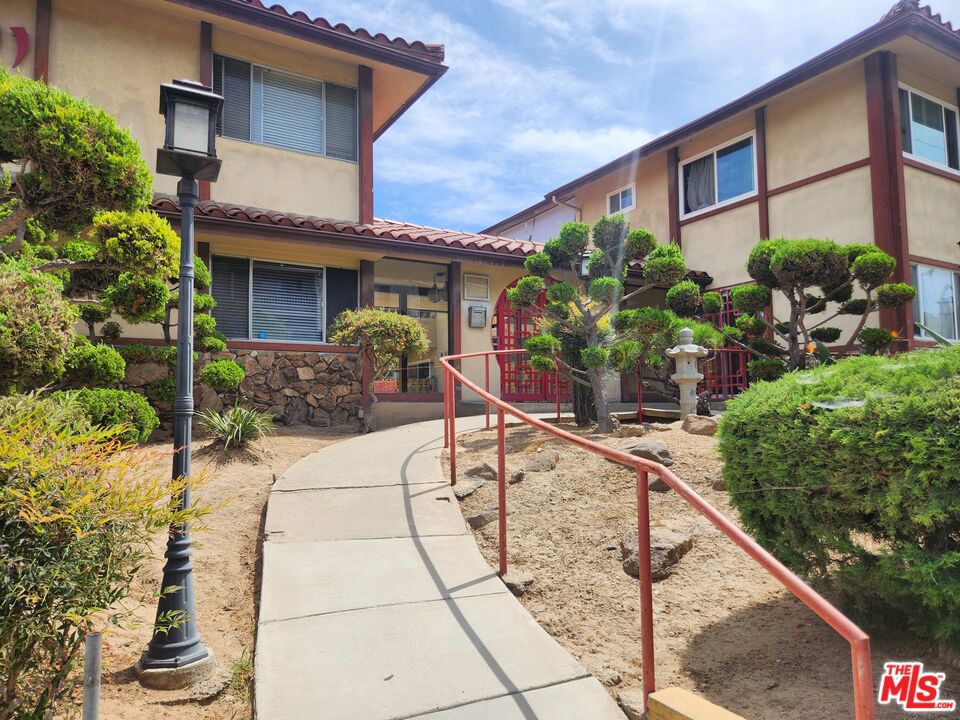 540 Evergreen Street 17, Inglewood CA 90302