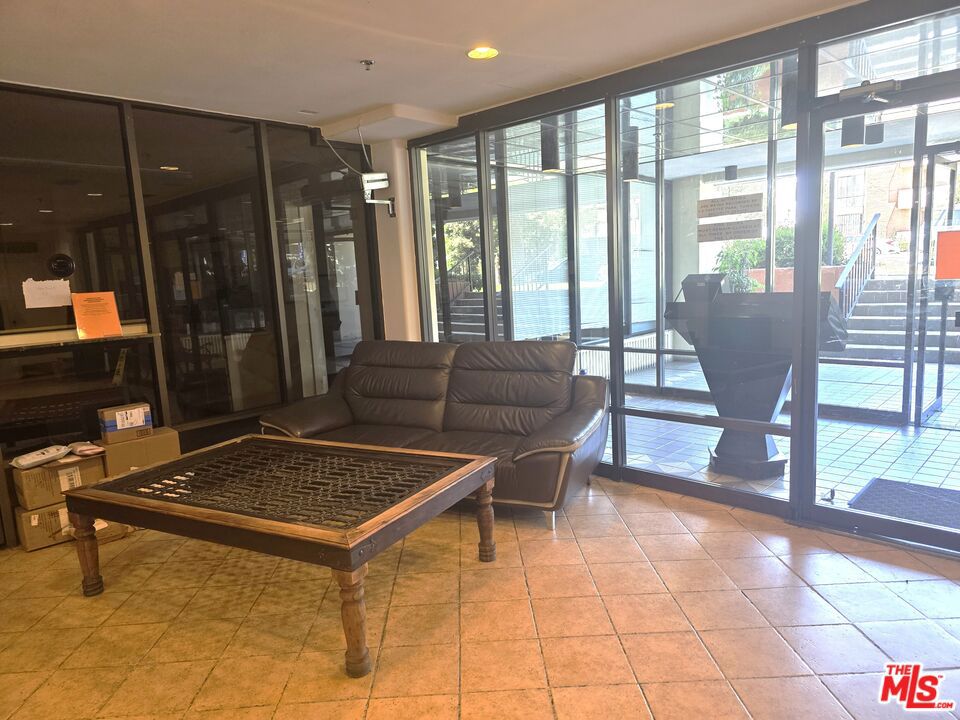 421 S La Fayette Park Place 712