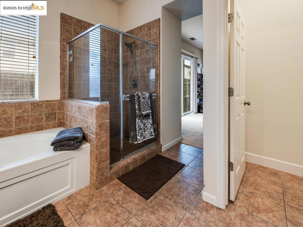 OAKLEY - Residential