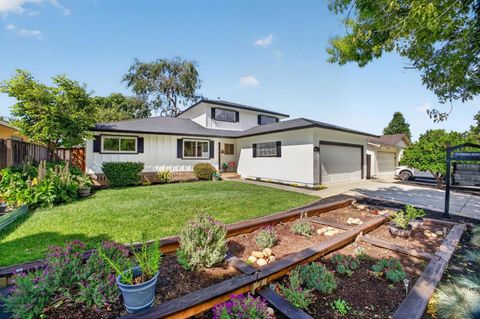 Photo of 849 Flin Way, Sunnyvale, CA 94087 (MLS # ML82042431)