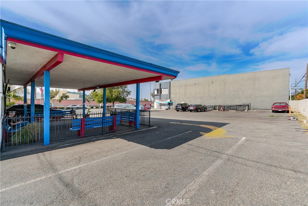 5720 San Fernando Road