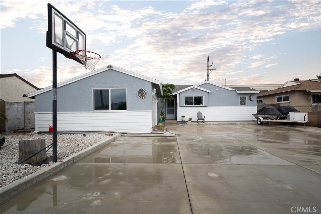 Photo of 12131 Bangor St, Garden Grove, CA 92840 (MLS # PW26071057)