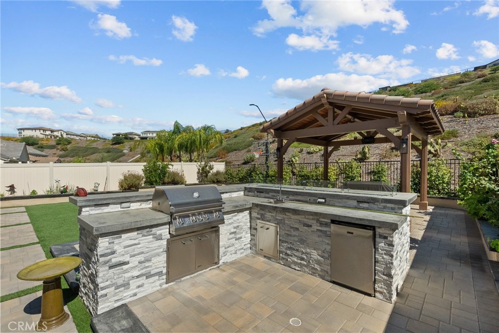 28600 Foothill Way