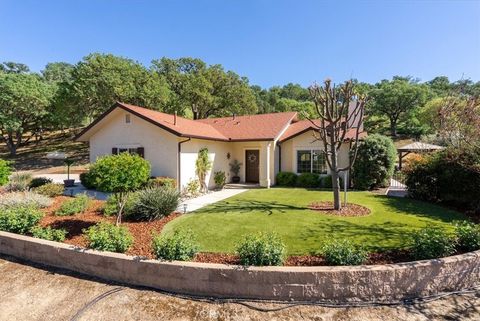 Tiny photo for 5660 Ground Squirrel, Paso Robles, CA 93446 (MLS # NS26062017)