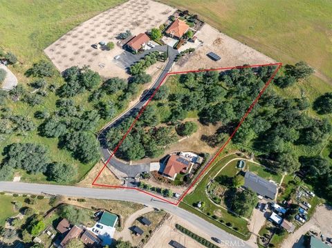 Tiny photo for 5660 Ground Squirrel, Paso Robles, CA 93446 (MLS # NS26062017)