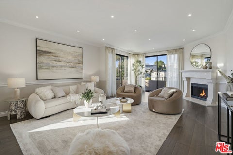 Photo of 10400 La Grange Avenue #202, Los Angeles, CA 90025 (MLS # 26102377)