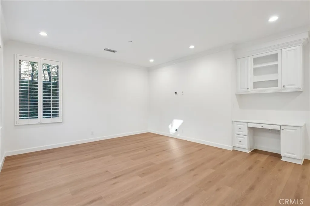 Irvine, California 92618, United States, 3 Bedrooms Bedrooms, ,3 BathroomsBathrooms,Residential,Active,156714