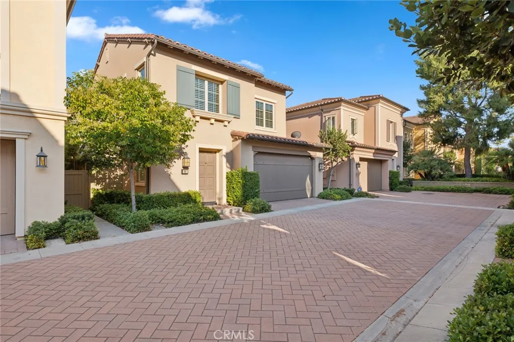 Irvine, California 92618, United States, 3 Bedrooms Bedrooms, ,3 BathroomsBathrooms,Residential,Active,156714