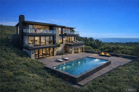 Photo of 29675 Cuthbert Rd, Malibu, CA 90265 (MLS # SR26015844)