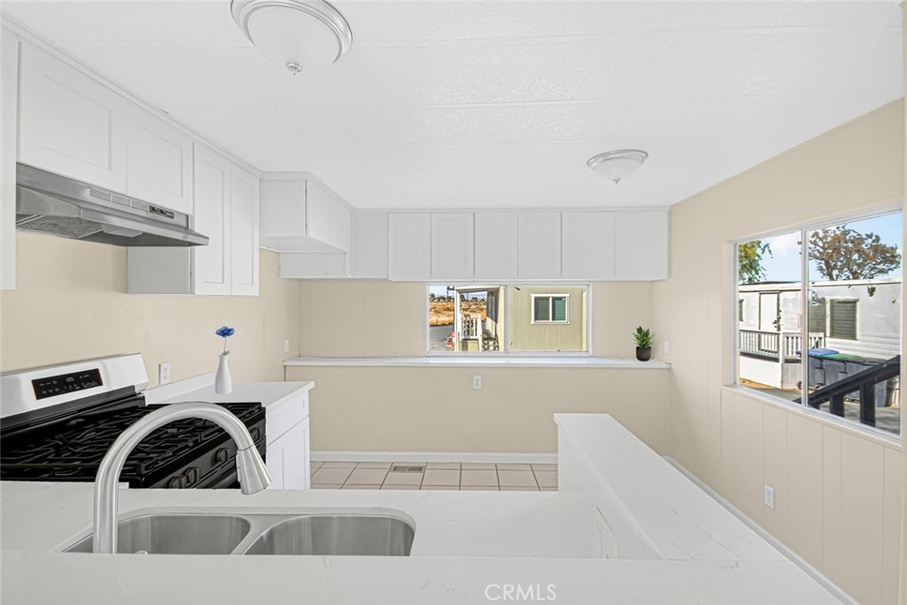 45131 28th Street E 19