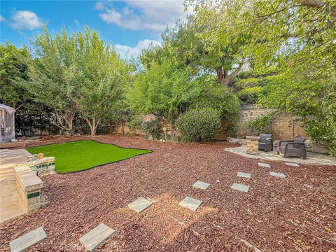 Tiny photo for 7507 Carmenita Lane, West Hills, CA 91304 (MLS # SR26138513)
