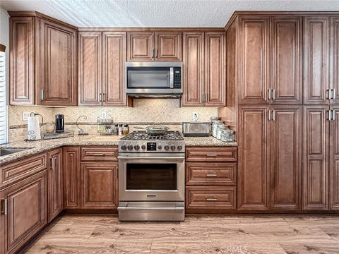 Tiny photo for 7507 Carmenita Lane, West Hills, CA 91304 (MLS # SR26138513)