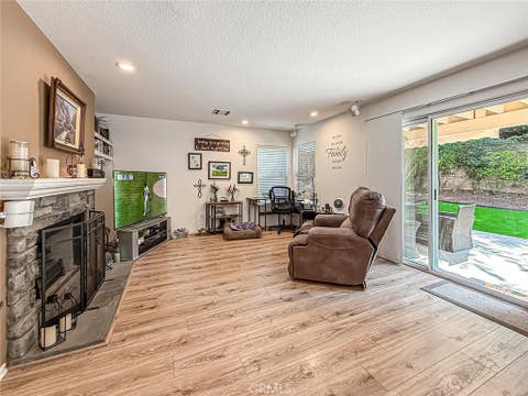 Tiny photo for 7507 Carmenita Lane, West Hills, CA 91304 (MLS # SR26138513)