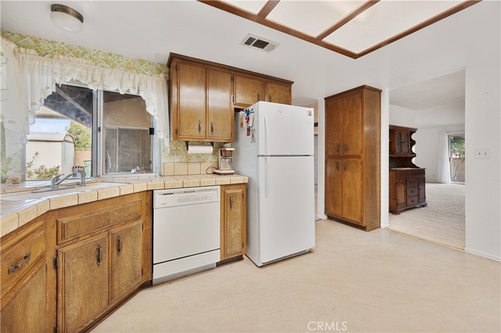 26105 Clemente Gardens