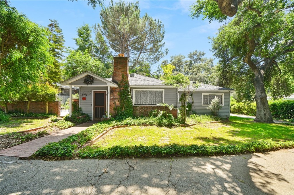 3095 Casitas Avenue