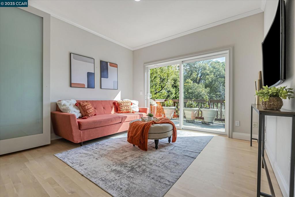 SLEEPY HOLLOW - Residential