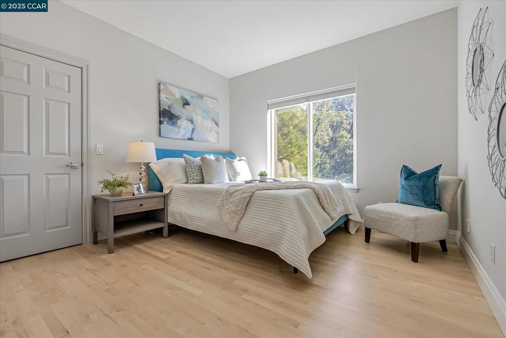 SLEEPY HOLLOW - Residential