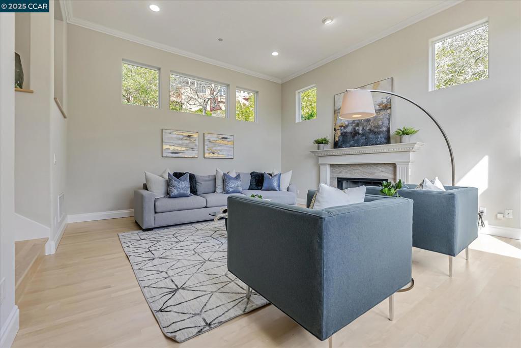4 Berrybrook Hollow