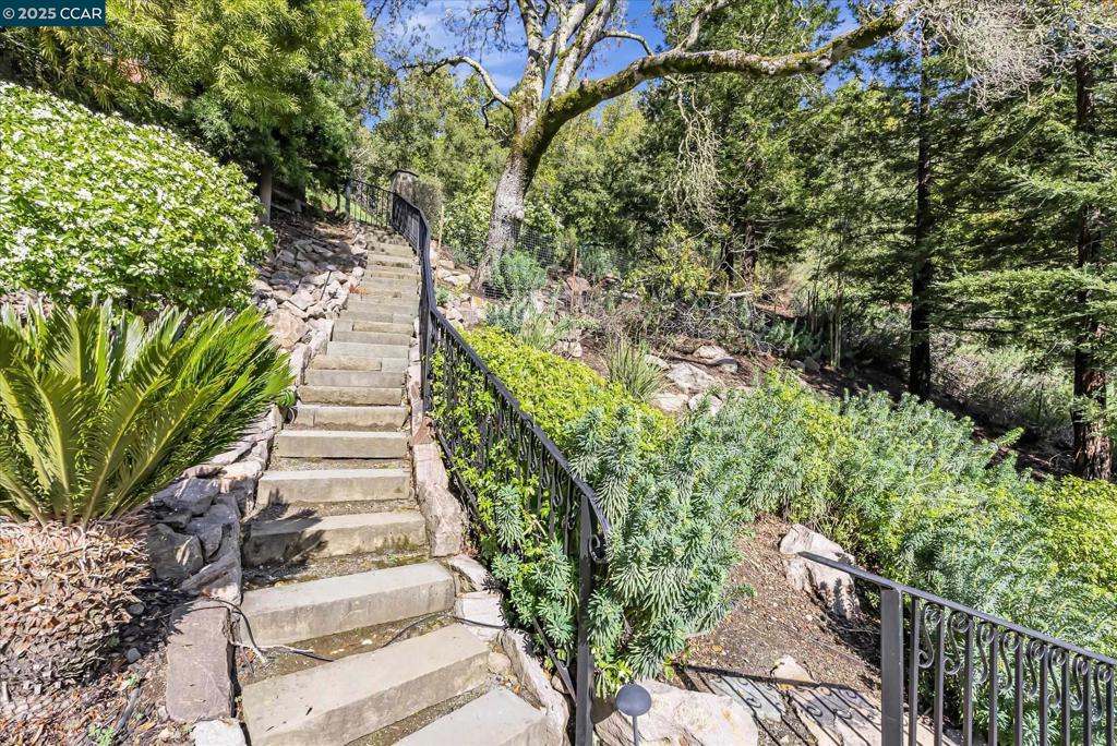 SLEEPY HOLLOW - Residential