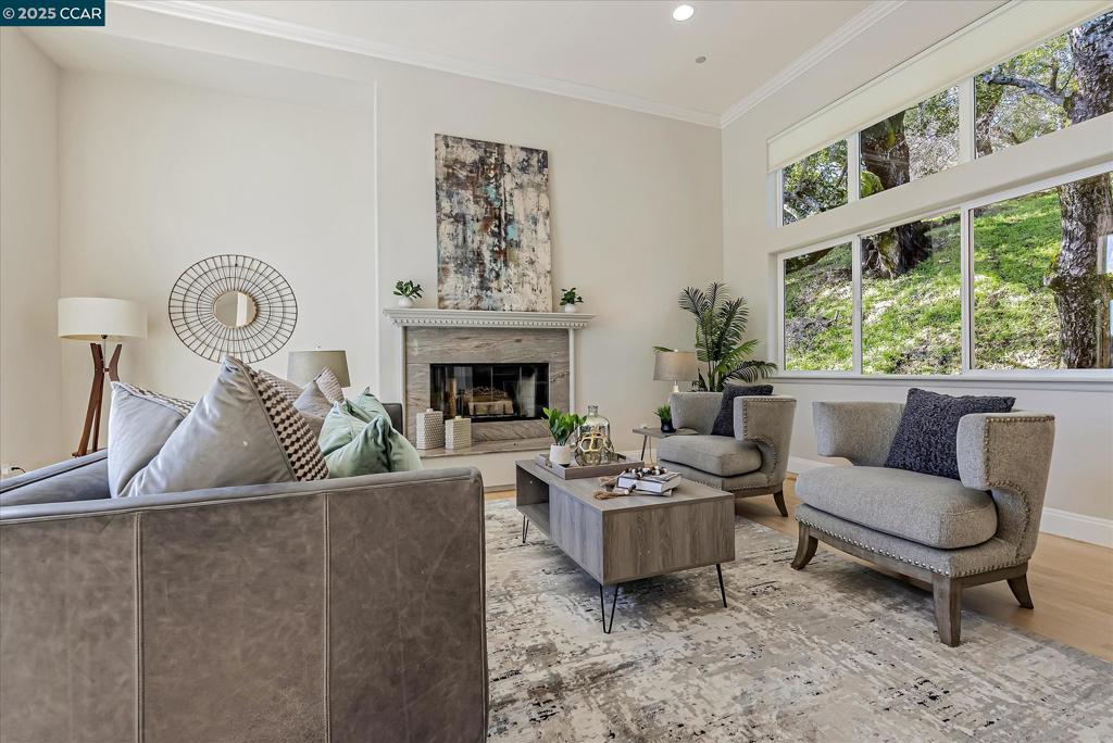 4 Berrybrook Hollow