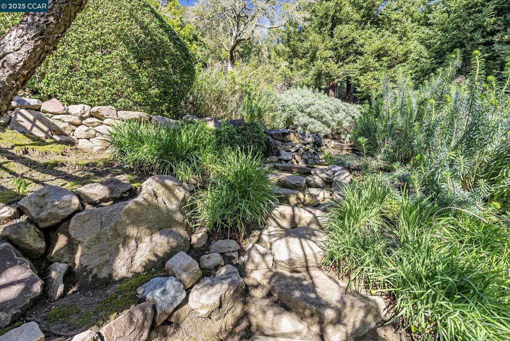 SLEEPY HOLLOW - Residential