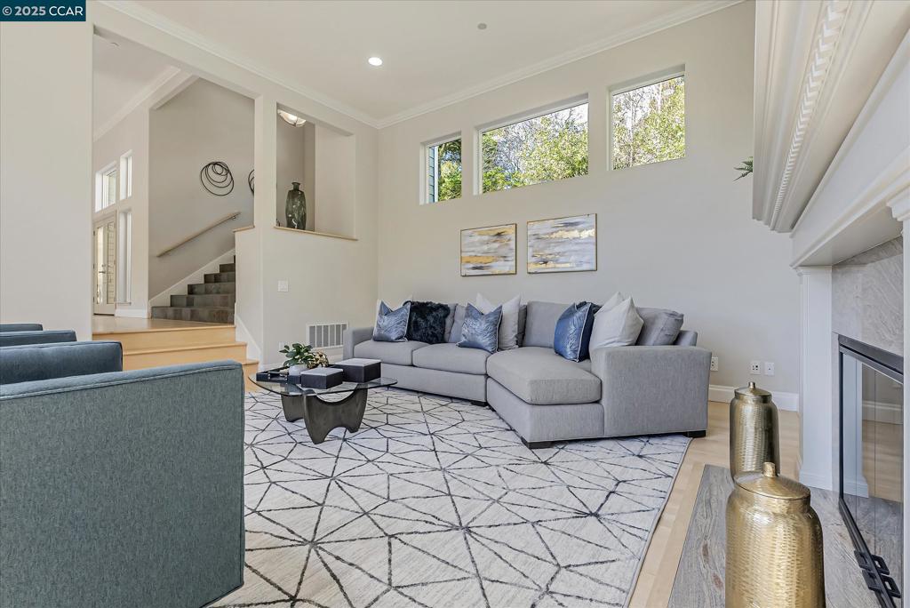 SLEEPY HOLLOW - Residential