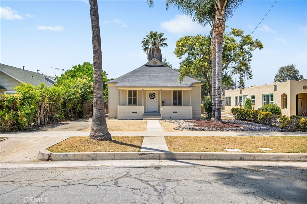3141 Locust Street