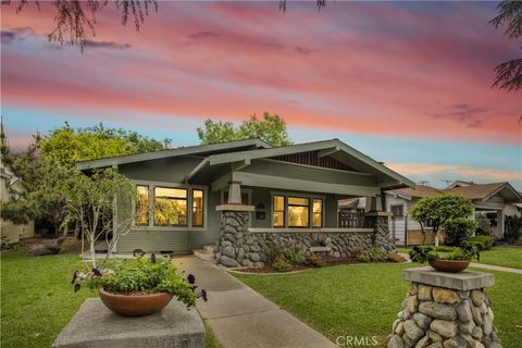 2433 3rd Street La Verne CA 91750