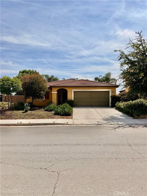 Photo of 26852 Round Up St, Winchester, CA 92596 (MLS # SW26074907)