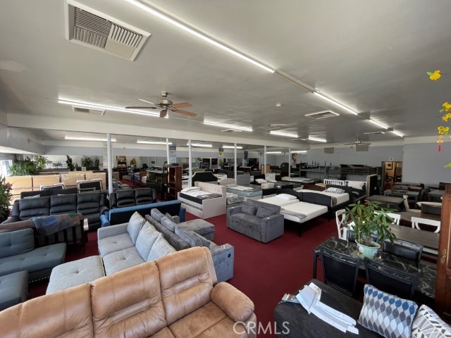 21401 Norwalk Boulevard