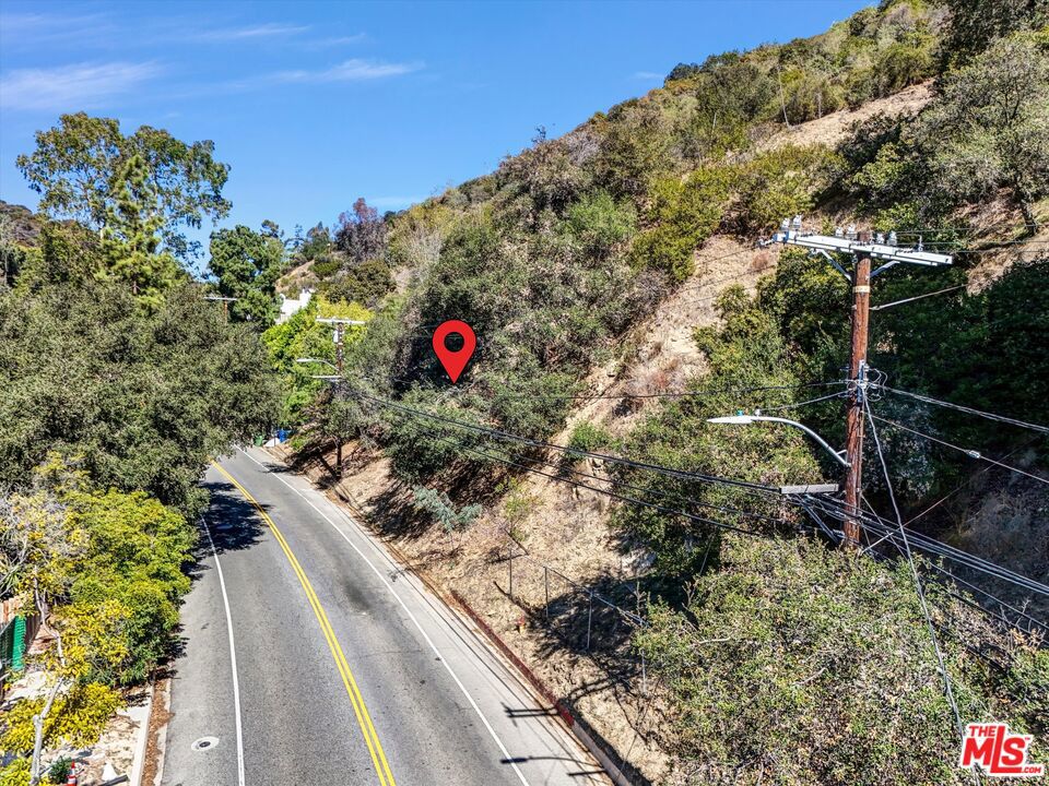 2264 Beverly Glen Boulevard
