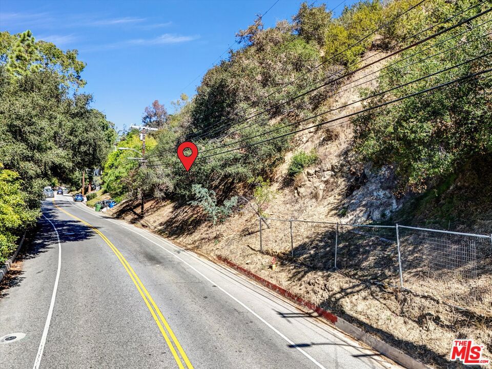 2264 Beverly Glen Boulevard