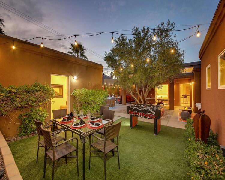 La Quinta Cove - Residential