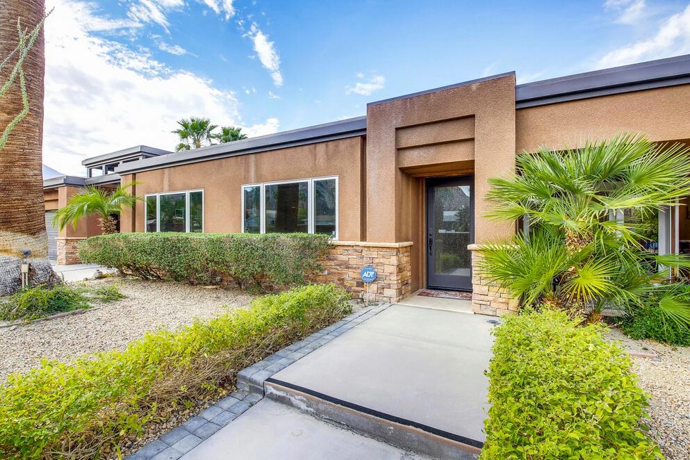 La Quinta Cove - Residential