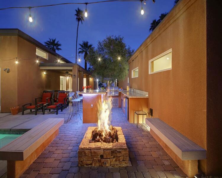 La Quinta Cove - Residential