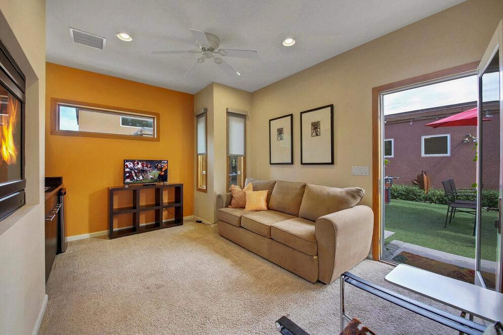 La Quinta Cove - Residential