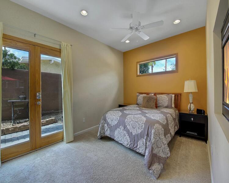 La Quinta Cove - Residential