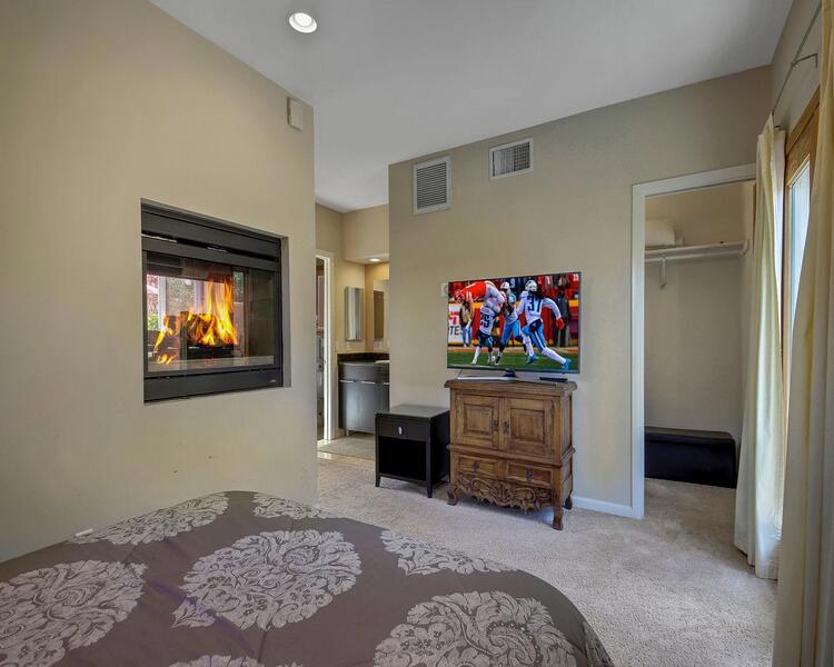 La Quinta Cove - Residential