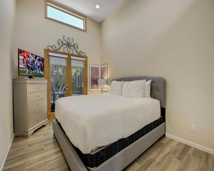 La Quinta Cove - Residential