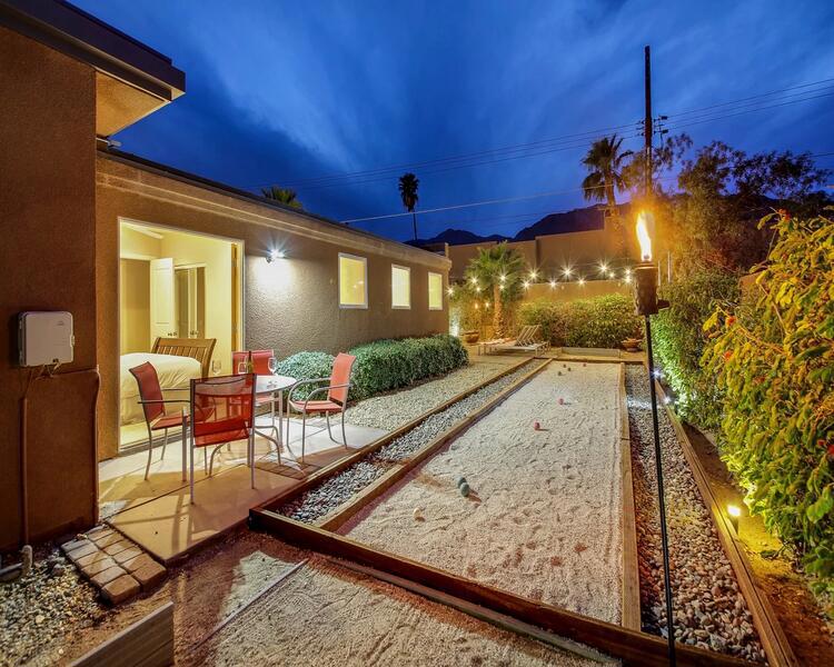 La Quinta Cove - Residential