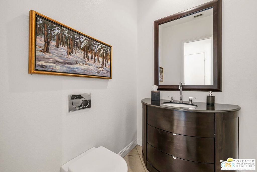 Mira Vista - Residential