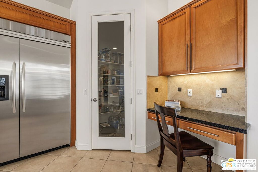 Mira Vista - Residential