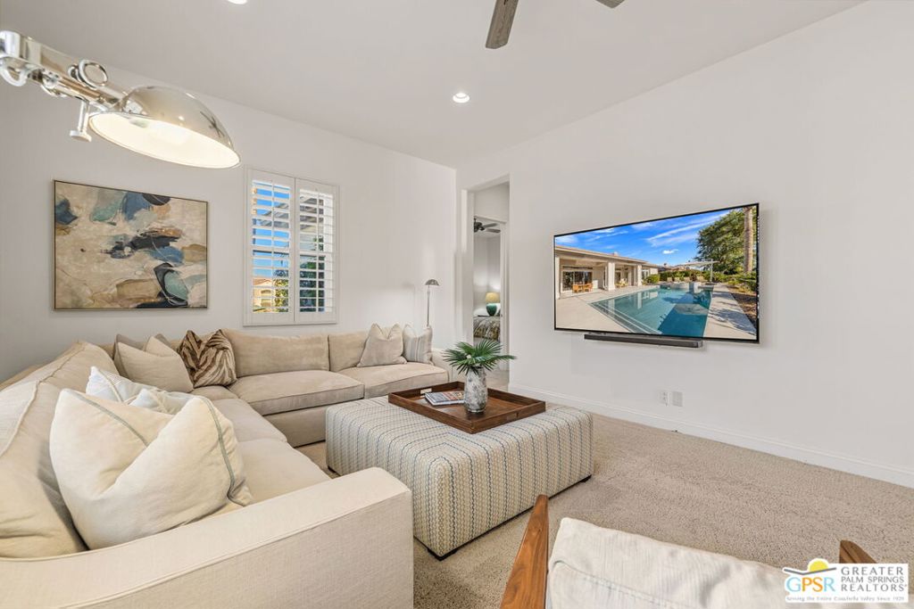 Mira Vista - Residential