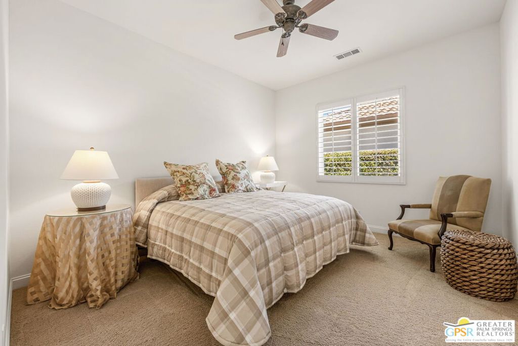 Mira Vista - Residential