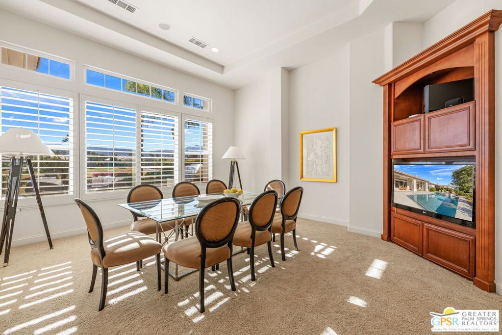 Mira Vista - Residential