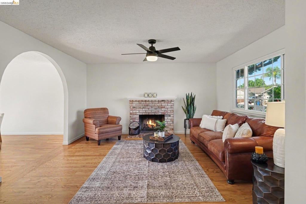 4630 Burgundy Dr