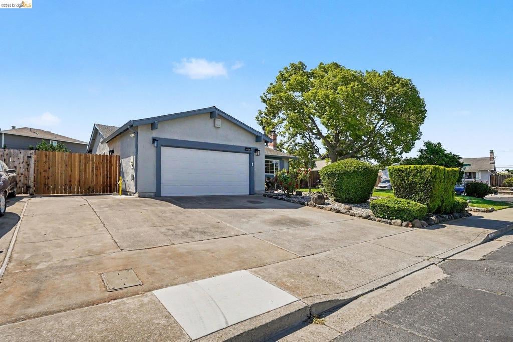 4630 Burgundy Dr