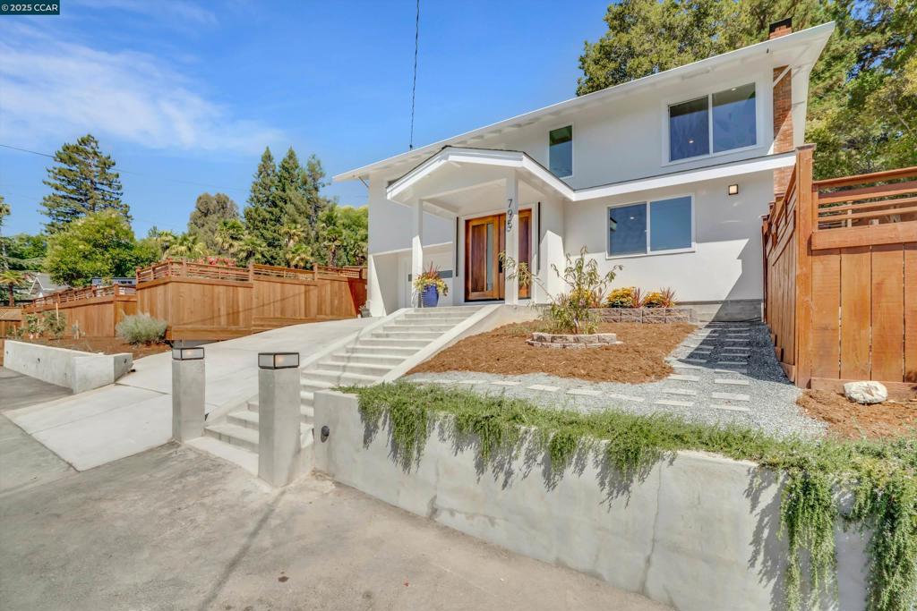 795 Canyon Rd