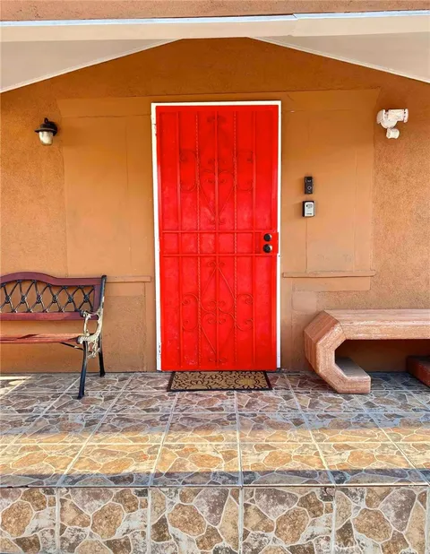 1364 61ST E 61st St, Los Angeles, CA 90001 - MLS#: PW26008124