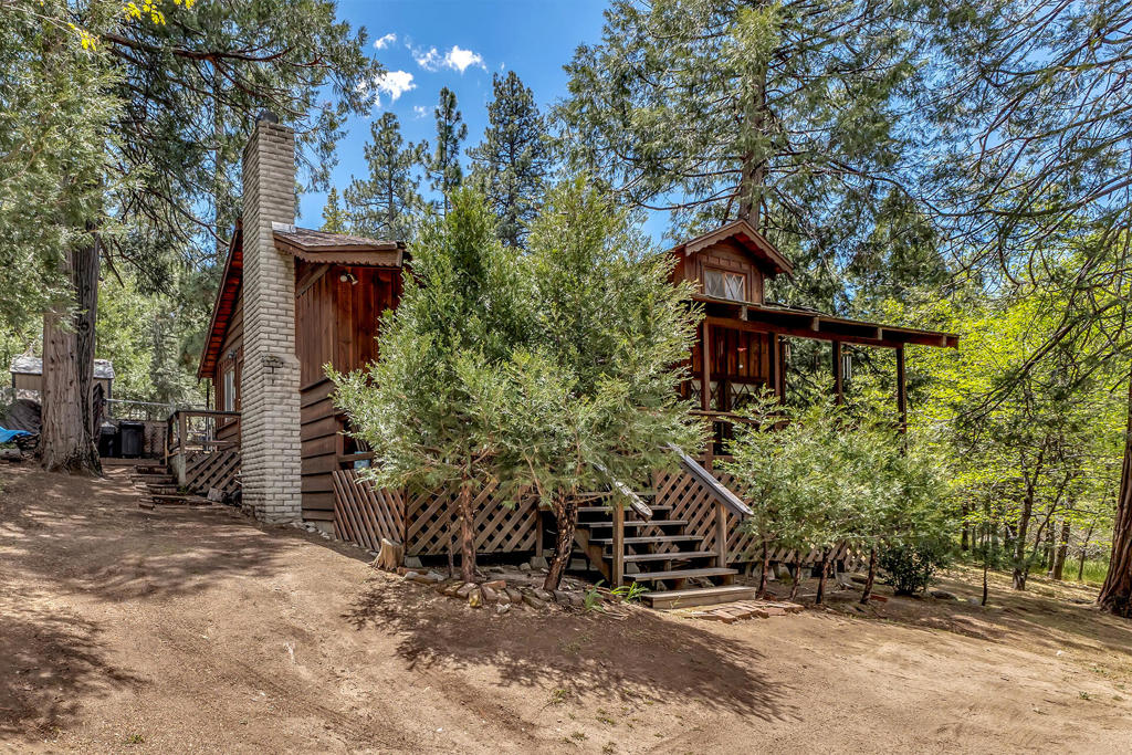 53435 Marian View Drive
